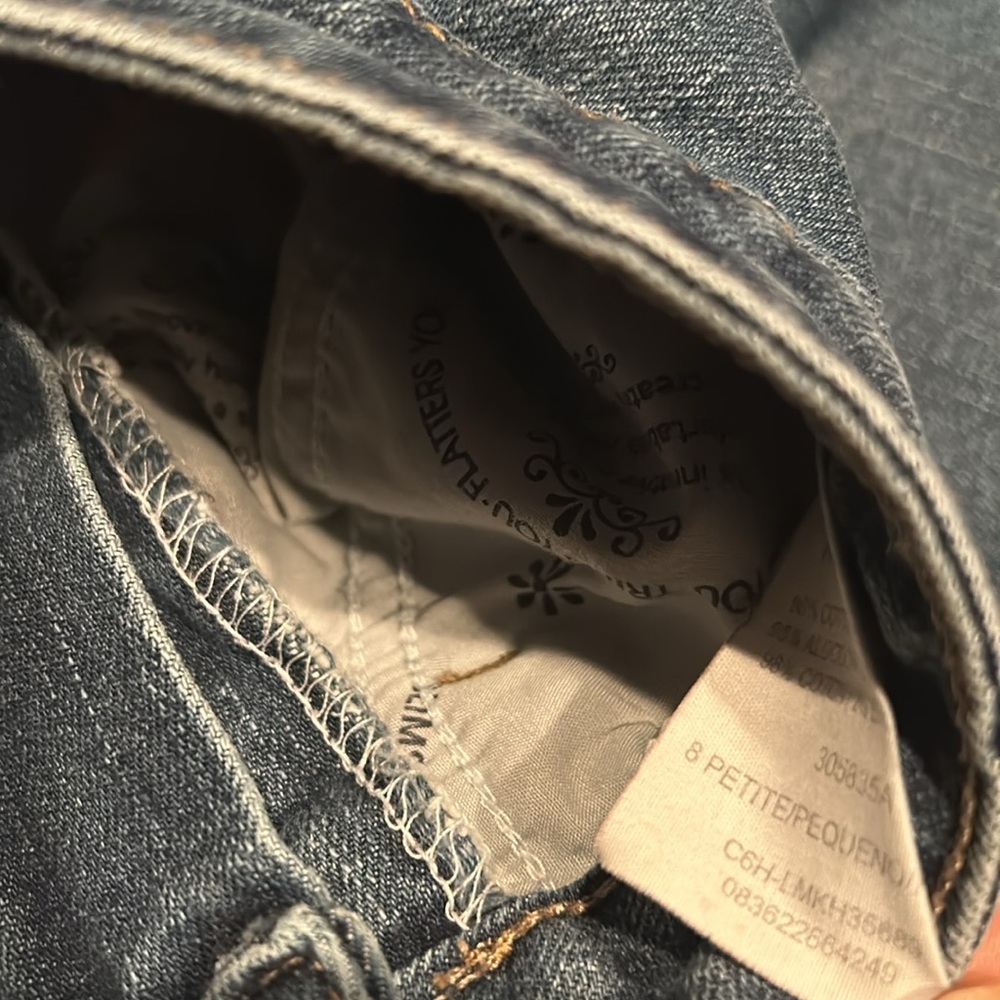 Lee Women’s Natural Bootcut Jeans Mid-Rise Like new condition Size 8 Petite - Picture 8 of 11